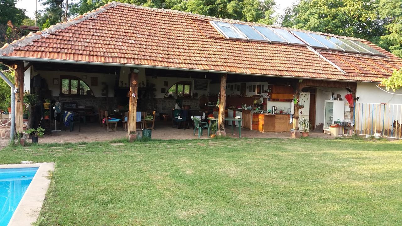 Chuchi Guest House 1 Zlatna Panega Kültér fotó
